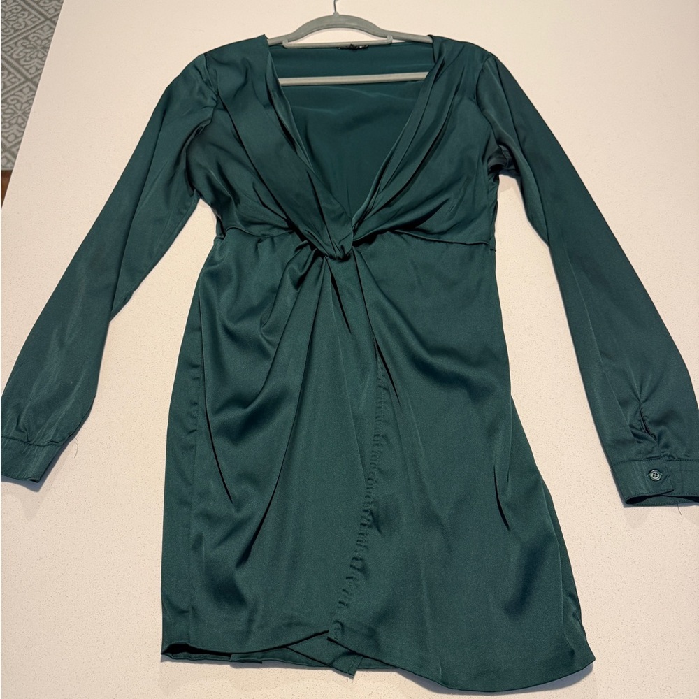 Fashion Nova Emerald Green Satin Twist Front Mini Dress - Picture 2 of 2